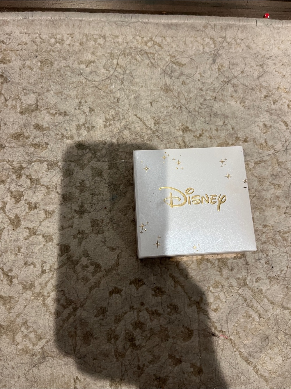 Disney Mickey Love necklace in box - Picture 3 of 3